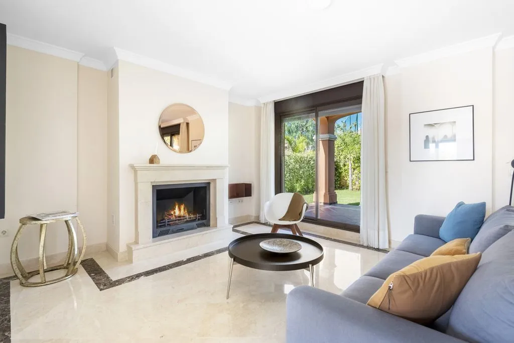 Séjour - Semi-Detached Villa with Golf Views in Estepona
