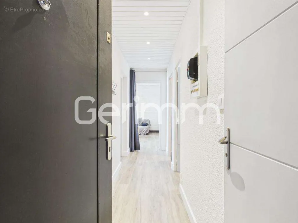 Entrée - Appartement en rez-de-chaussée avec terrasse à Chamrousse