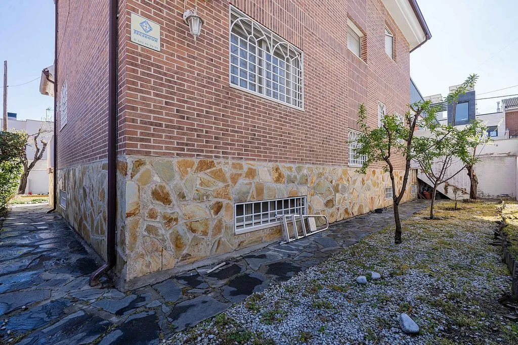 Esterno - Detached Chalet with Garden in Valdebebas