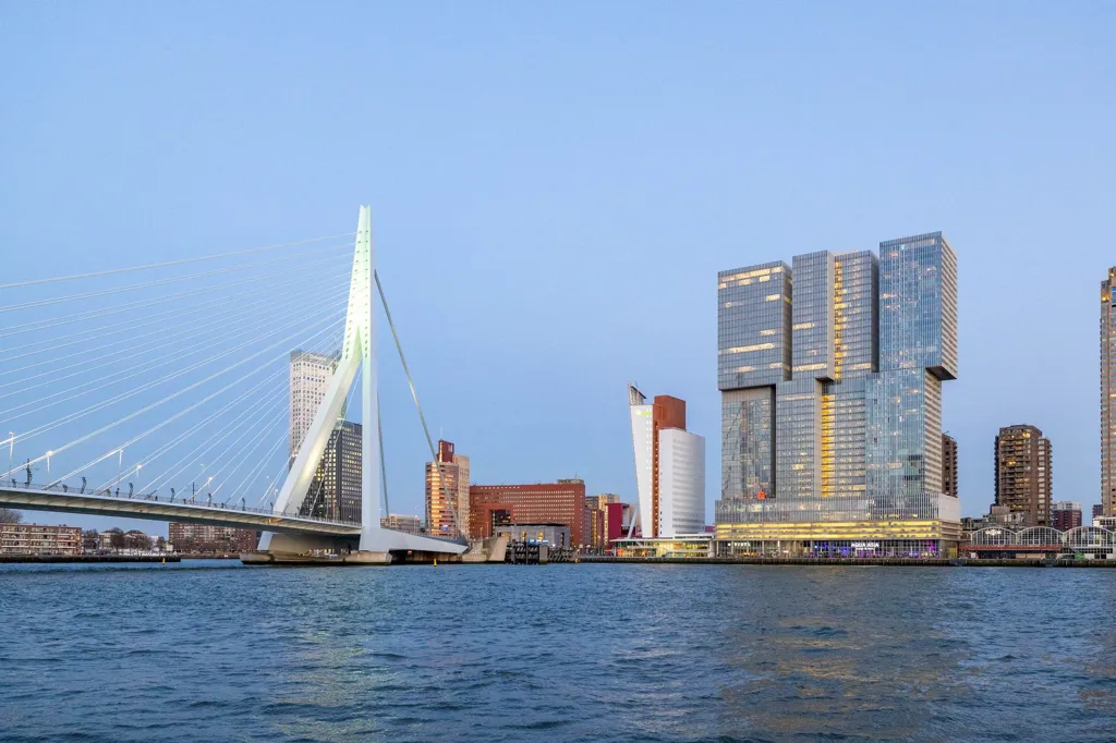Apartment with Sea View in Rotterdam