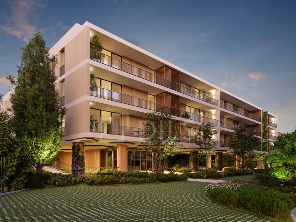 Giardino - Luxury 3-Bedroom Flat with Balcony in Carnaxide