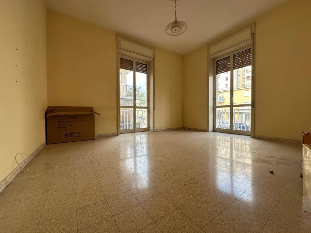 Bien 4 chambres à Salerno