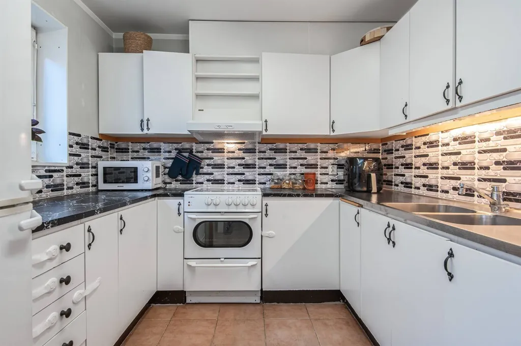 Cuisine - Apartment with Balcony in Central Norrköping