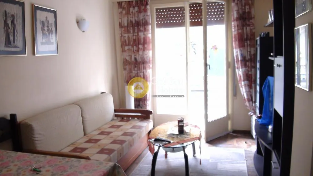 Appartement 1 pièces à GR