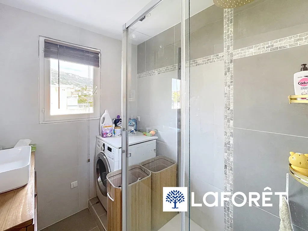 Salles de bain - Appartement avec Vue Panoramique Mer à Vence