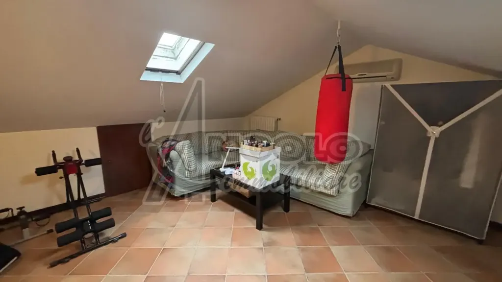 Rooms - Bifamiliar Villa with Garden in Occhiobello