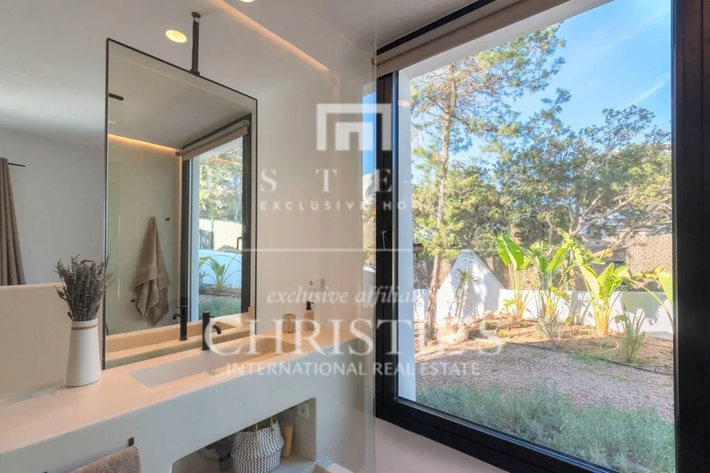 Salles de bain - Contemporary Villa with Pool in Cala Conta, Ibiza