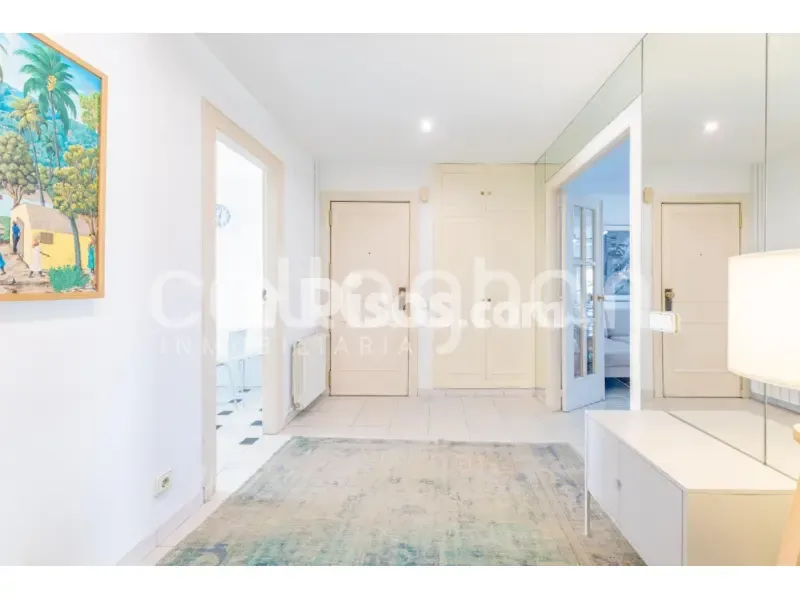 Esik - Apartment with Balcony in Aragón, Valencia