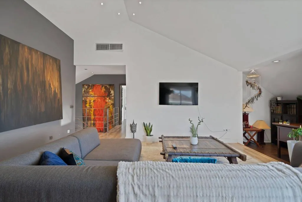 Living Room - Luxury Penthouse with Terraces in Marbella