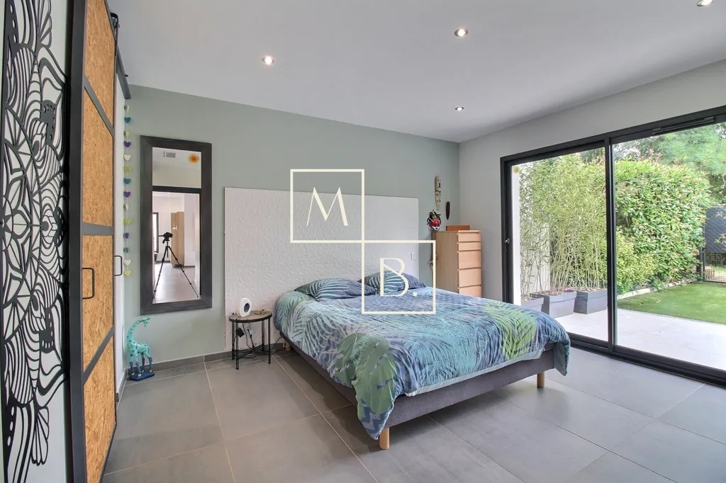 Magamistoad - Contemporary Villa with Pool in Montarnaud