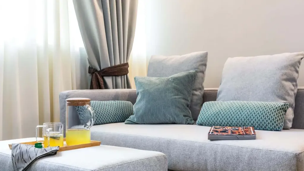 Studio Apartment with Balcony in Milan