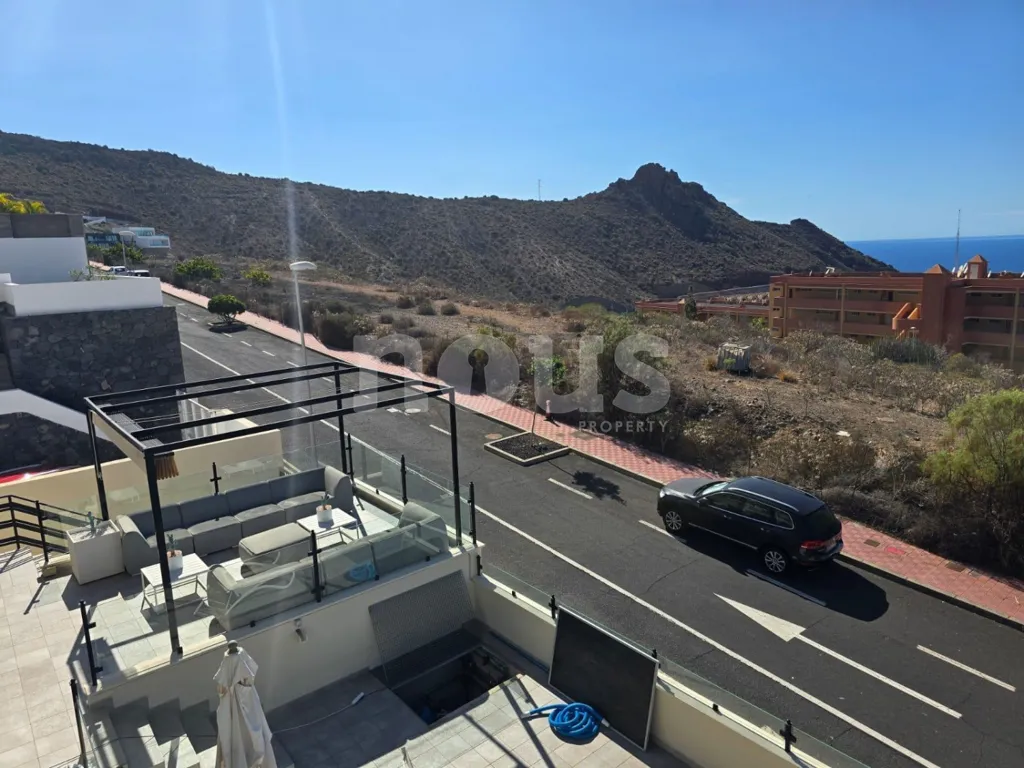 Balcon - Detached Villa with Pool and Ocean Views, Costa Adeje
