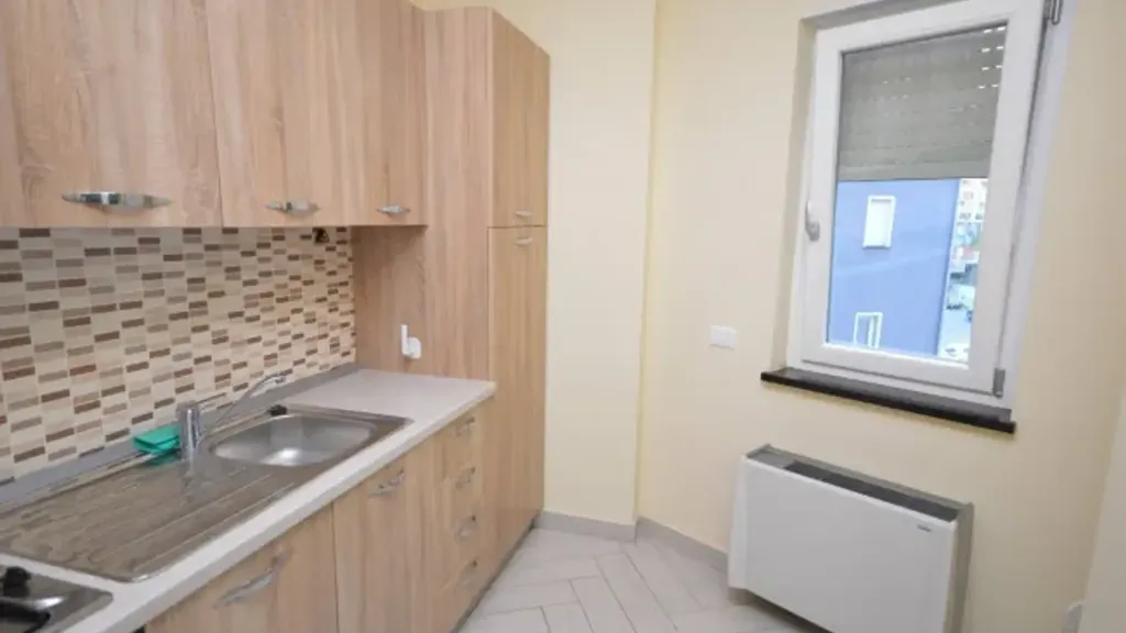 Köök - Apartment with Balcony in Rossano Centre