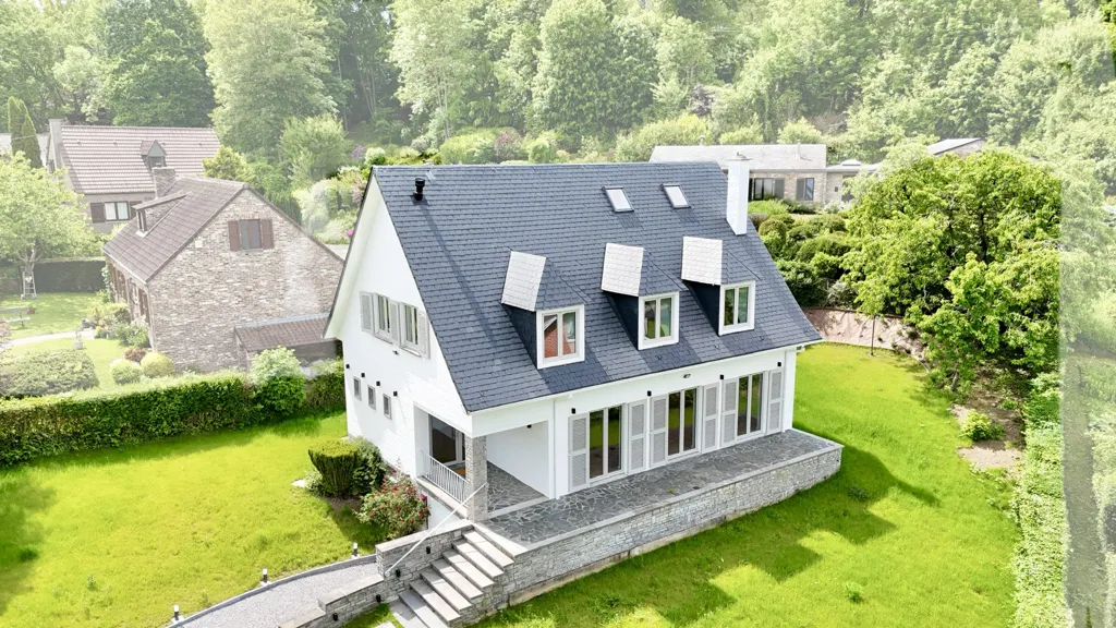 Õhuvaade - Renovated Villa with Meuse Views in Wépion