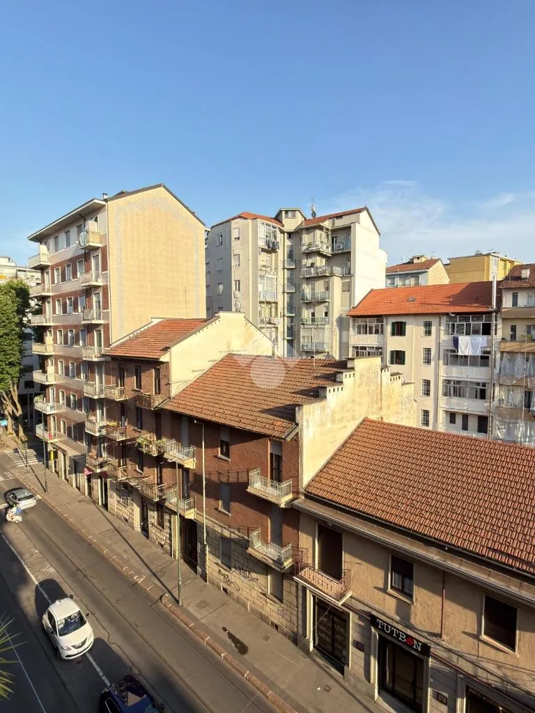Välivaade - Fully Rented Flat with Balcony in Torino