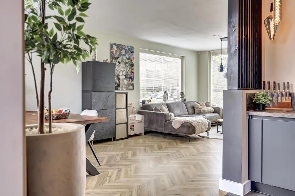 Köök - Fully Renovated Corner House with Garden in De Lier
