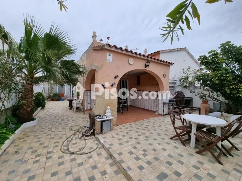 Terrace - Terraced House with Private Garden in Cambrils
