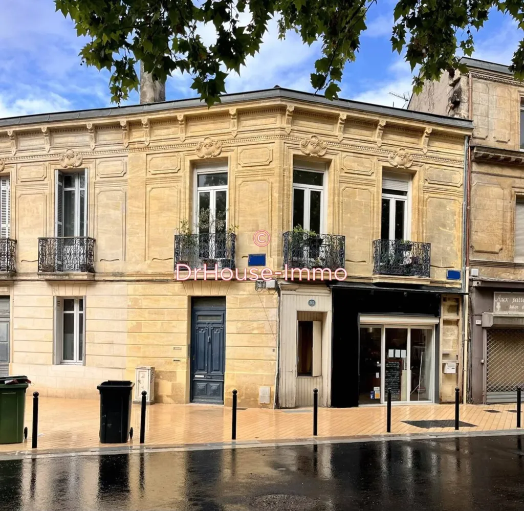 Exterior - 9-Piece Investment Building in Bordeaux