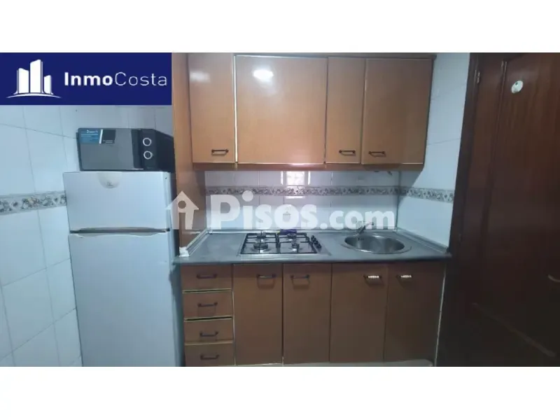 Cuisine - Furnished Flat with Comedor in La Linea