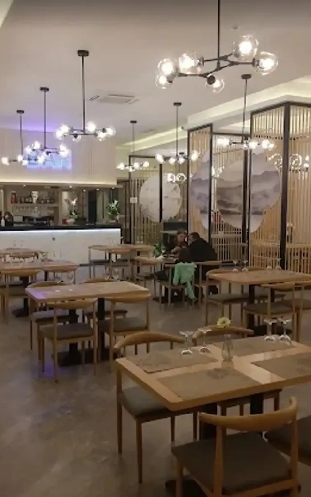 Sala da pranzo - Commercial Unit Near Carrefour Market, Anderlues