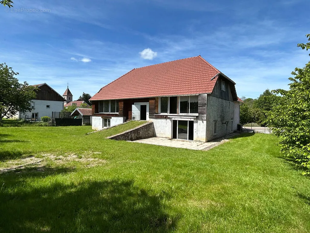 Maison 5 pièces à Chaux-Les-Passavant