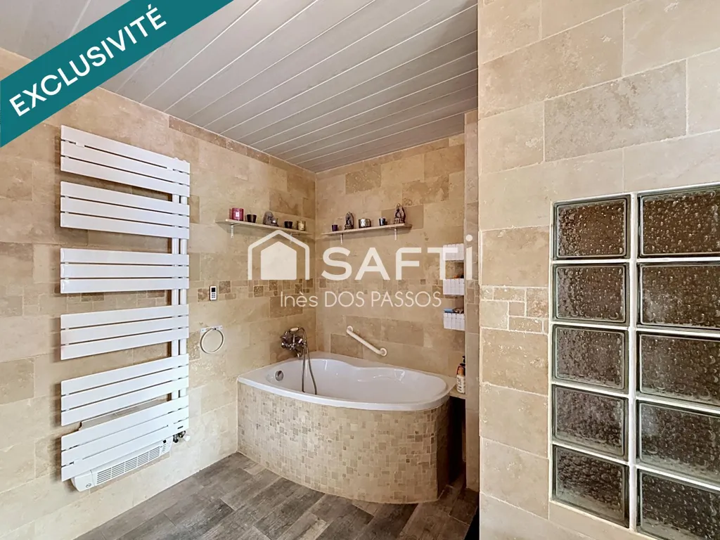 Bathrooms - 6-room house in Montigny-en-Gohelle