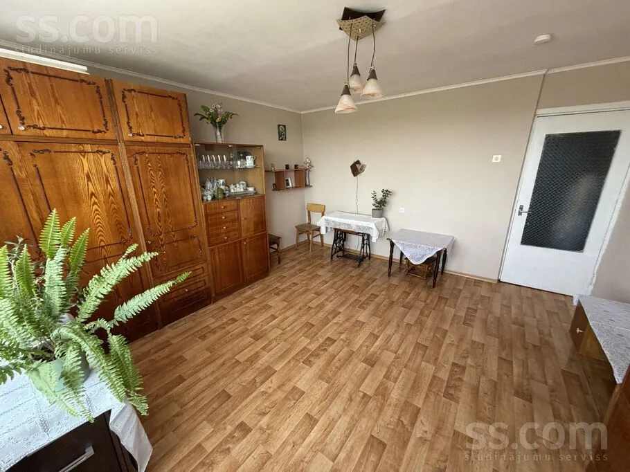 Elutuba - Part-Furnished Flat with Central Heating in Balvi