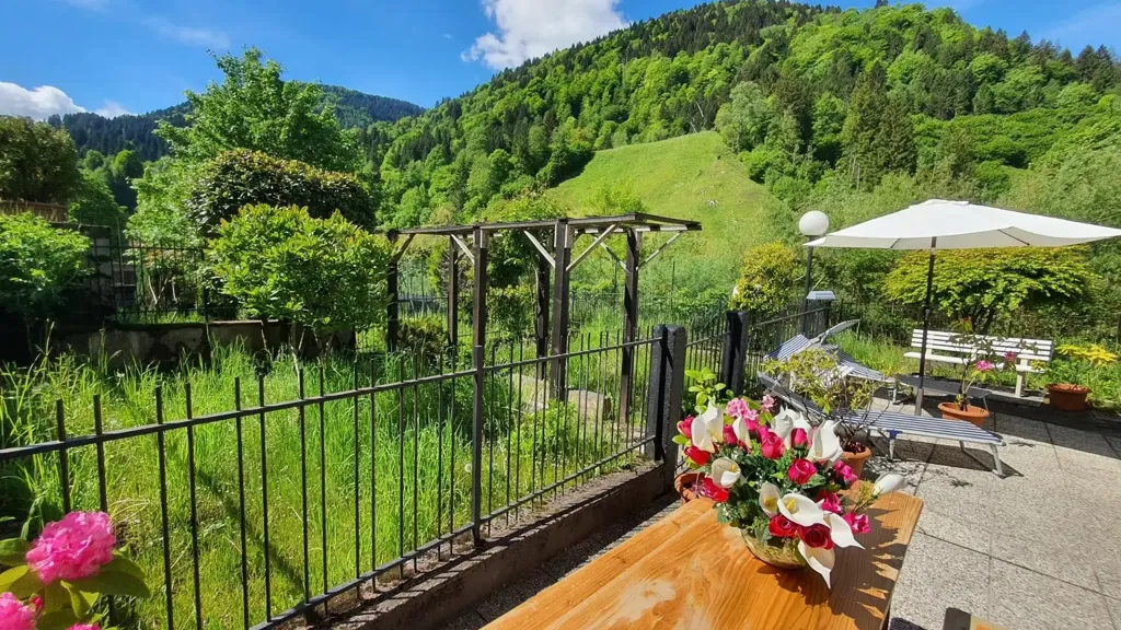 Giardino - Villa with Private Garden in Paularo