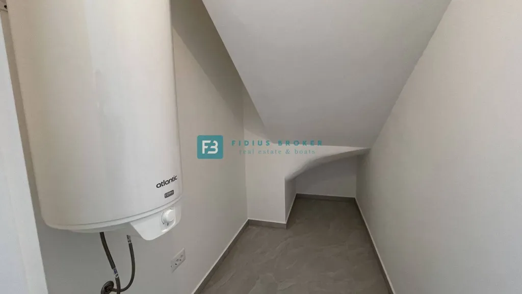 Lavanderia - Two-Bedroom Apartment with Garden in Vodice