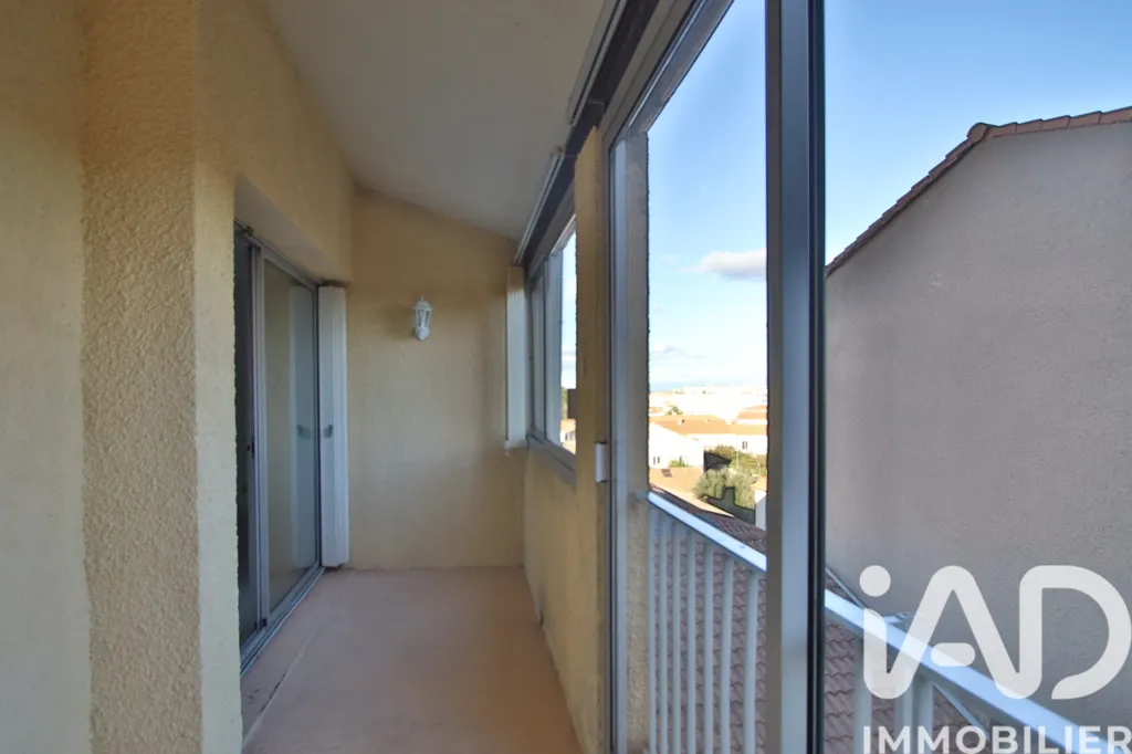 Balcony - Bright 2-Bedroom Apartment with Balcony in Narbonne