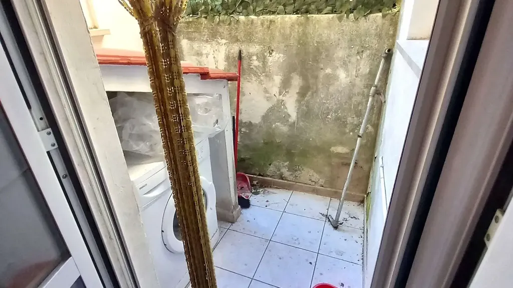 Garden - Three-Bedroom Apartment with Private Garden in Osimo