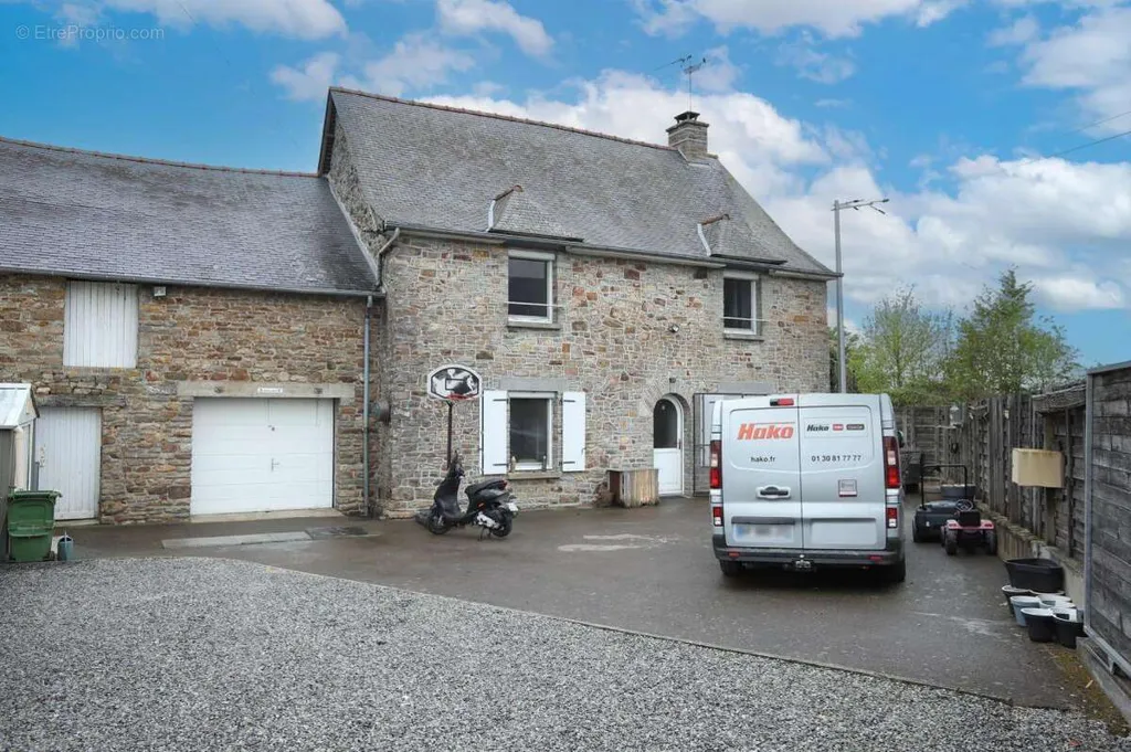 Välivaade - 5-Bedroom House with Large Garden in Val-d'Izé