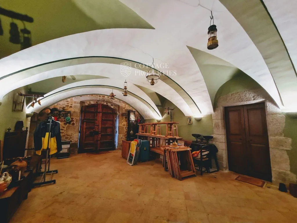 Stanze - Rustic Estate with Masia in Llagostera