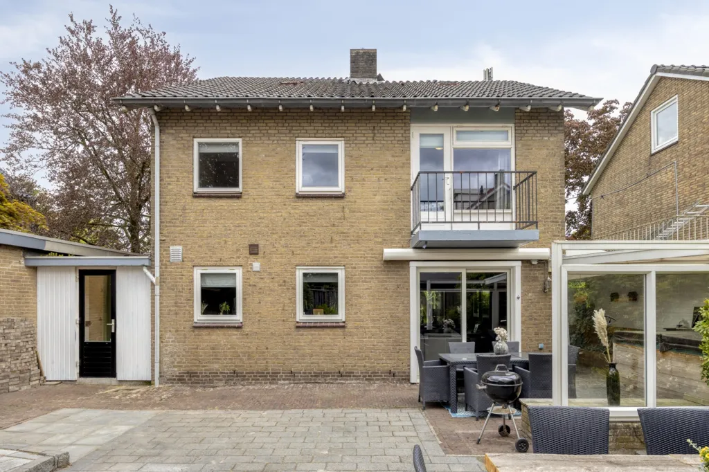 Exterior - Detached House with Garden in Enschede
