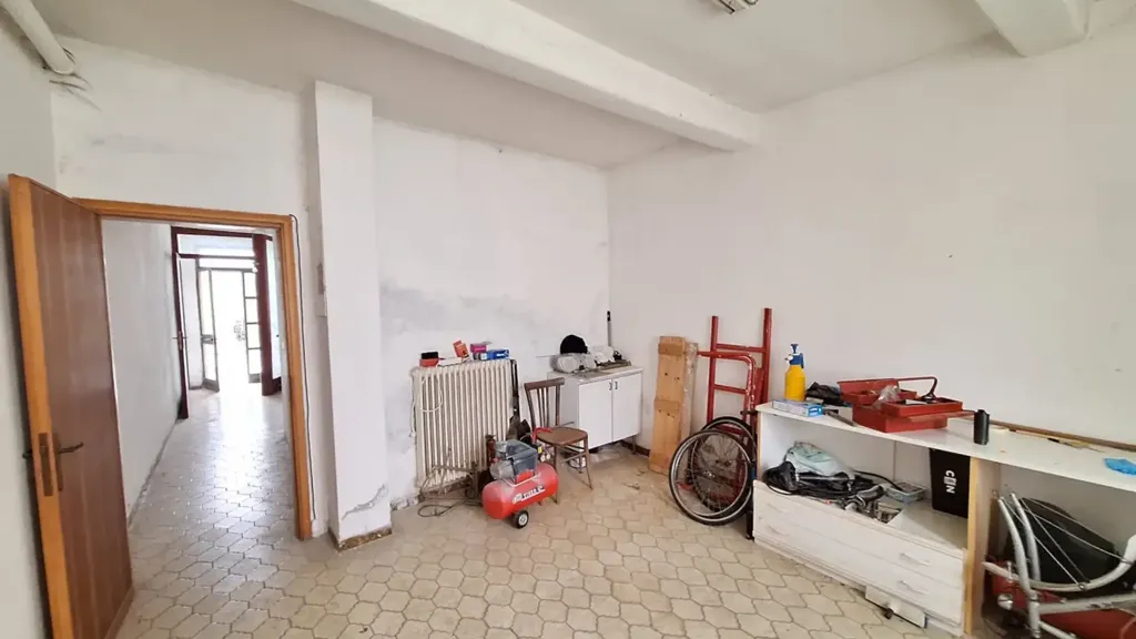 Pesuköök - Restoration-Ready Apartment with Garden in Rovigo