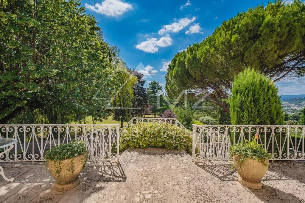 Terrace - Estate with Panoramic Views and Pool in Countryside