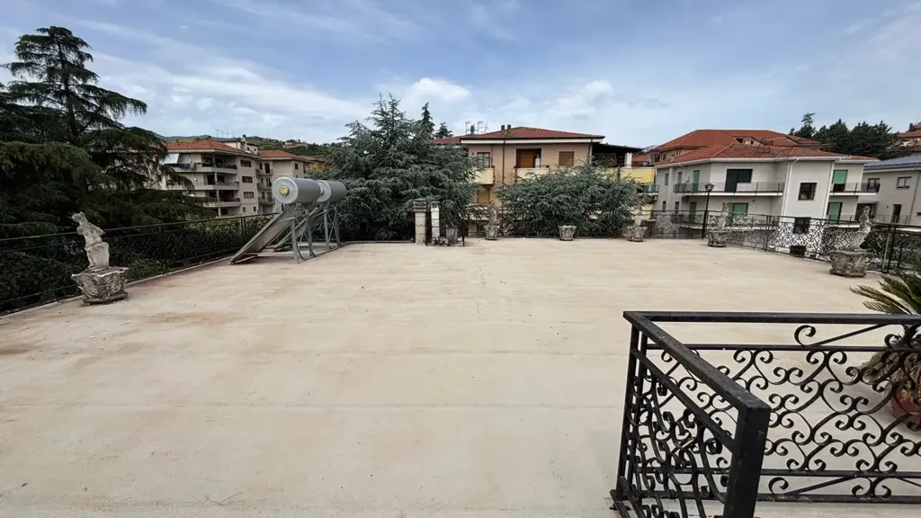 Terrasse - Panoramic Villa with Garden in Castrolibero