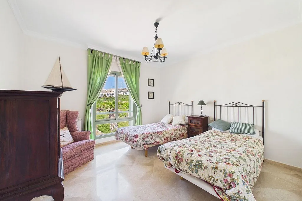 Chambres - Apartment with Pool and Terrace in La Alcaidesa