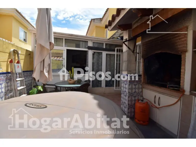 Terrass - Semi-New Adosado with Jacuzzi in Bellreguard