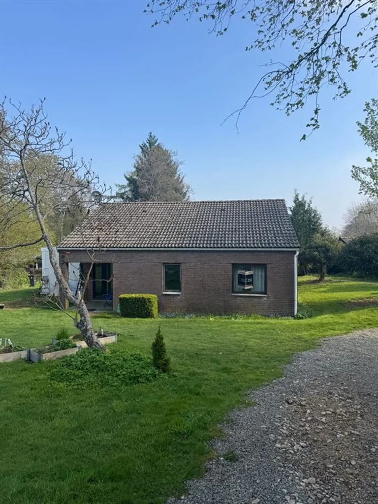 Außenansicht - Charming 2-Bedroom House with Garden in Quiet Area