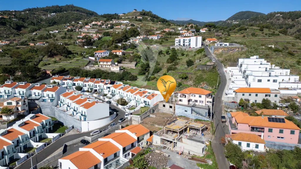 Vue aérienne - Urban Plot with Garden Potential in Assomada Caniço