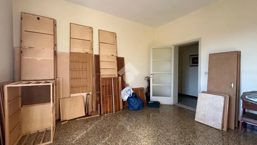 Toad - 3-Room Apartment with Balcony in Brescia