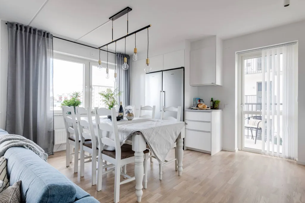 Salle à manger - Apartment with Two Balconies in Kungälv