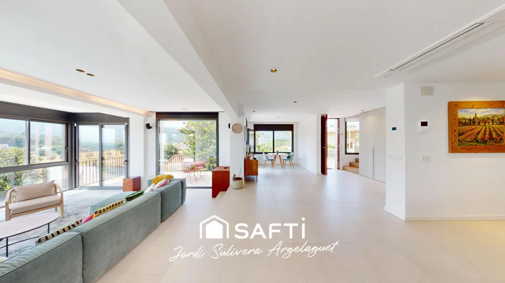 Séjour - Luxury Villa with Panoramic Views in Banyoles