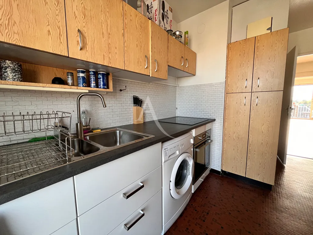 Cucina - Type 2 Flat with Cathedral View in Reims