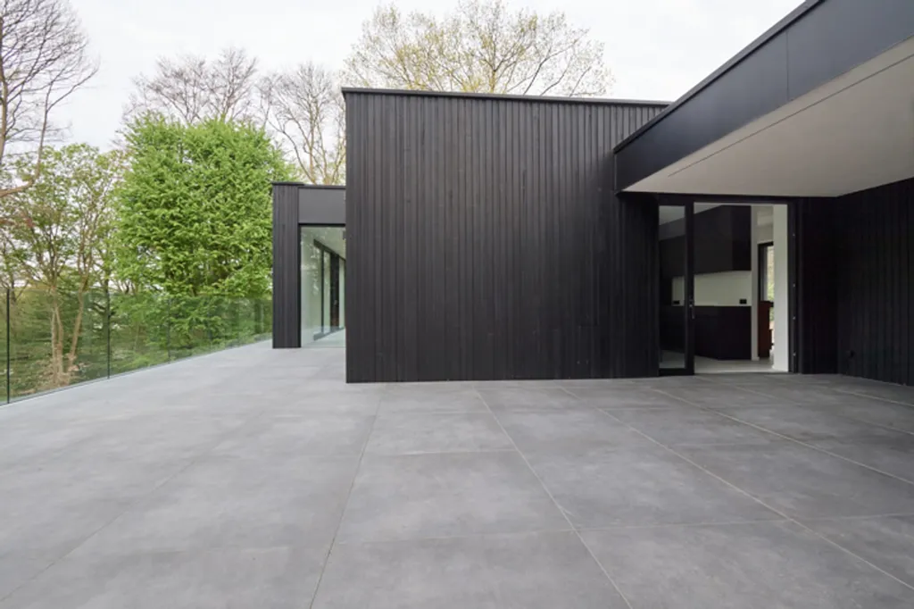 Terrasse - Villa Moderne avec Terrasse de 60 m² à La Hulpe