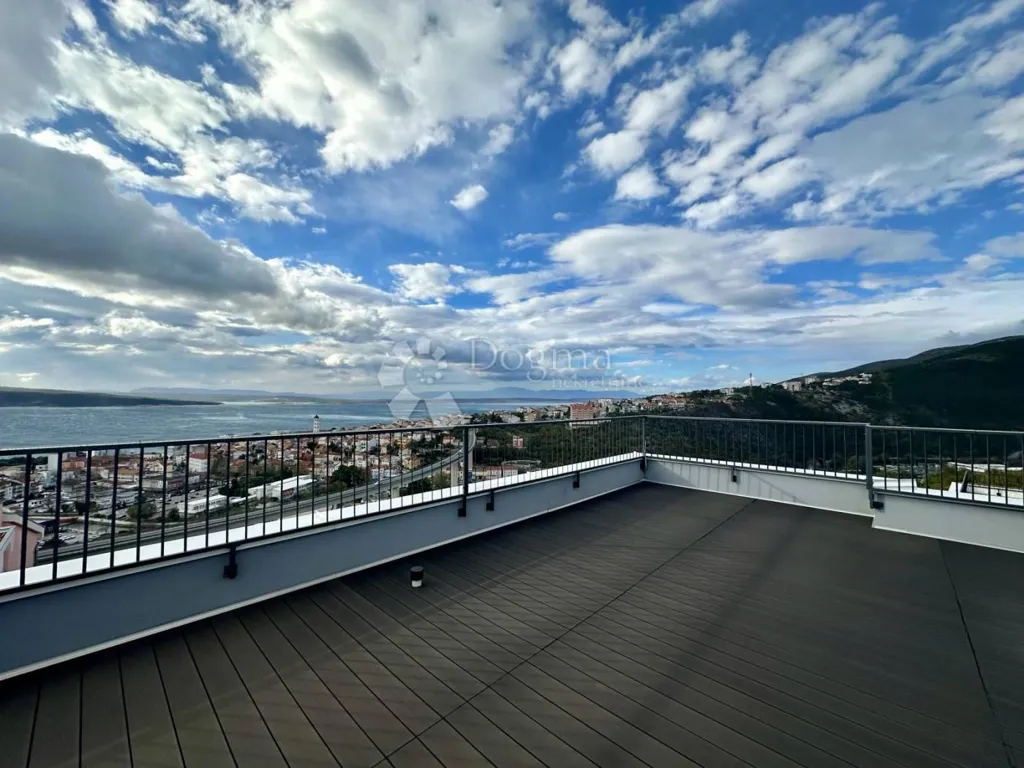Terrazza - Penthouse with Rooftop Terrace in Crikvenica Centre