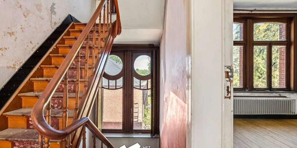 Toad - Renovatable House with 5 Bedrooms in Olmen
