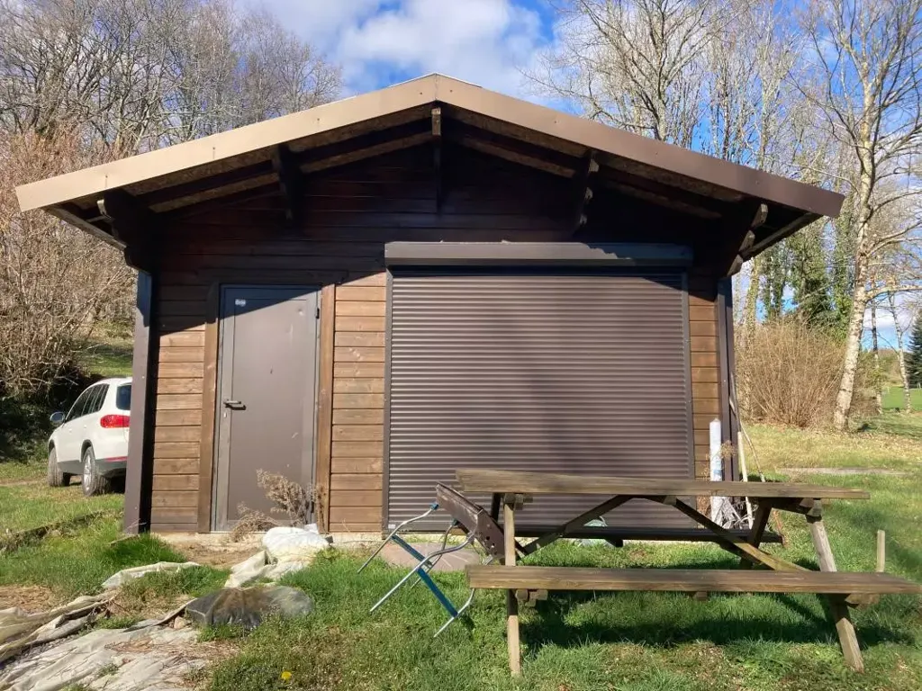 Välivaade - Chalet with Fishing Lake in Compreignac