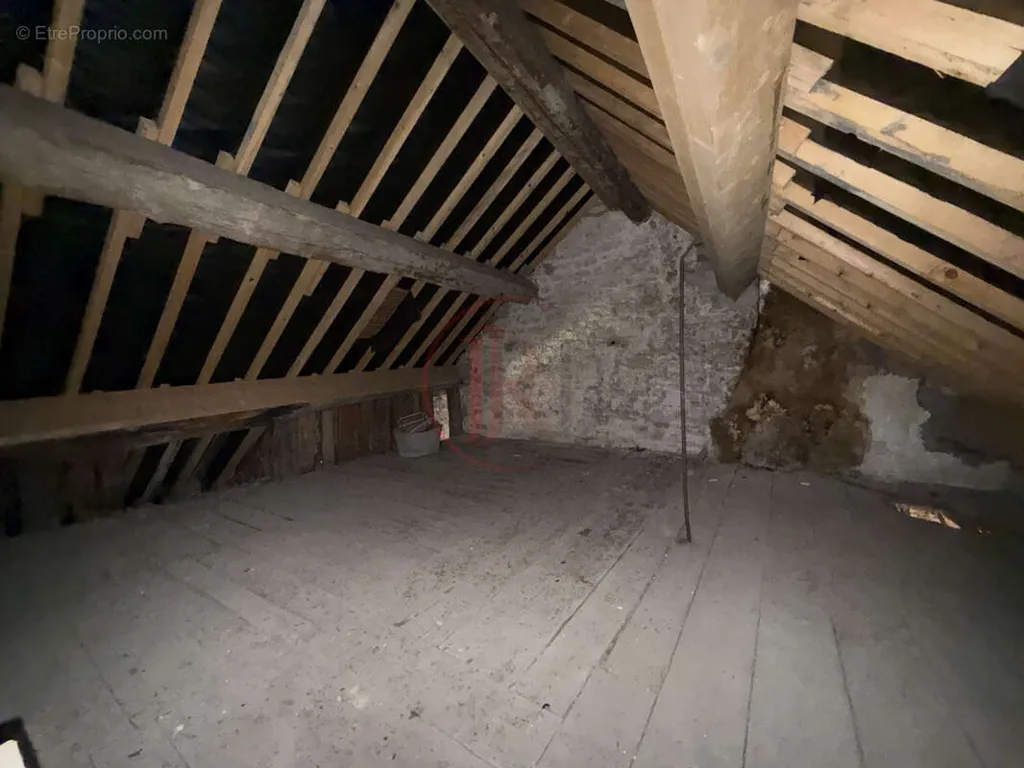 Toad - Converted Attic with View in Ornans